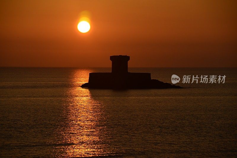 Rocco Tower, St.Ouen’s Bay, Jersey，英国